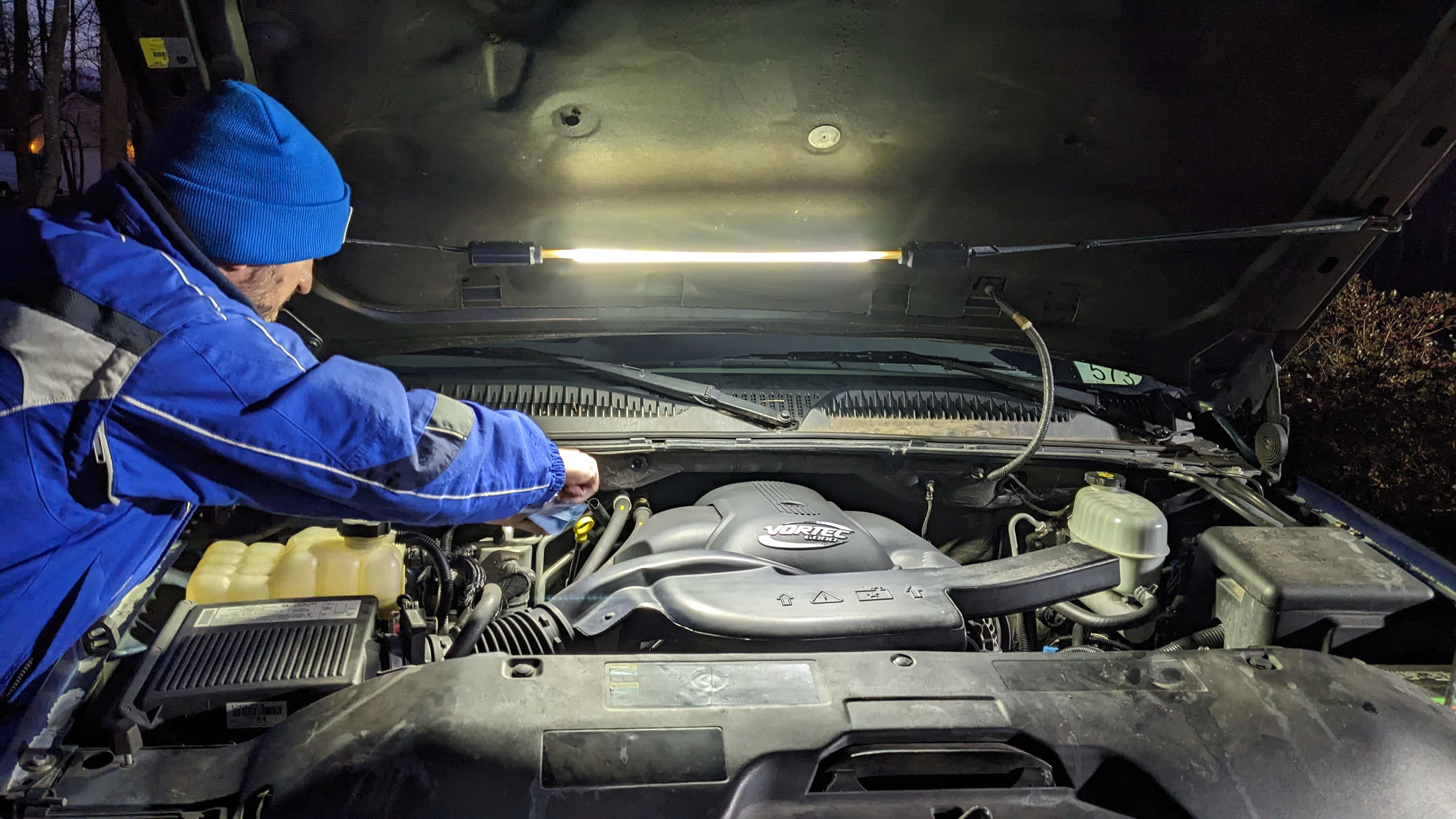 custom-slideshow-image-desktop-block_bGDEMD