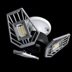 TRiLIGHT 2.0 ceiling light with three adjustable LED panels
